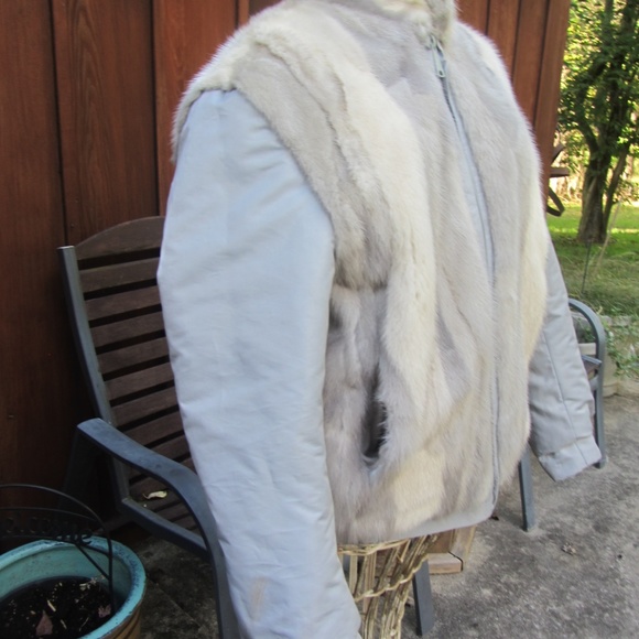 GRAY REVERSIBLE MINK & NYLON BOMBER JACKET SZ S - Picture 7 of 8